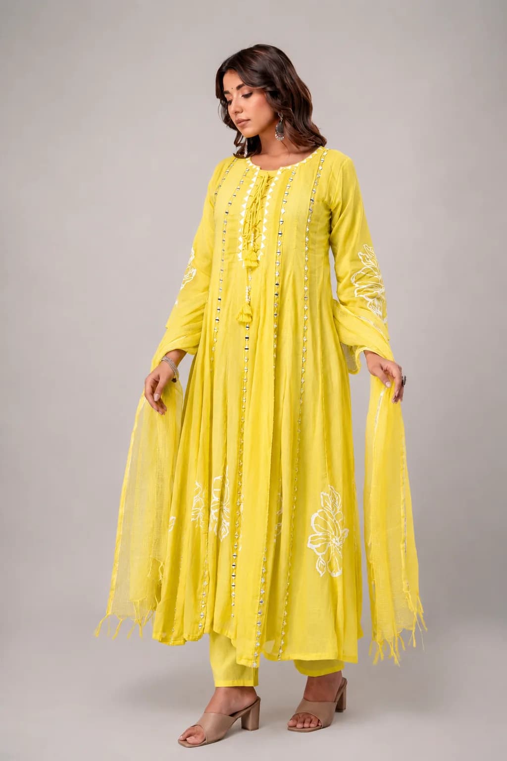 AAINA YELLOW